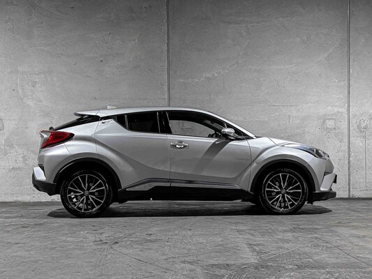 Toyota C-HR 1.2 First Edition 116pk 2017, NB-105-X