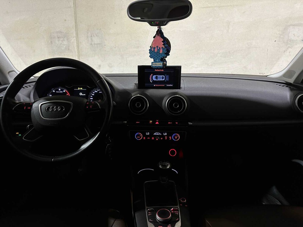 Audi A3 Limousine 1.4 TFSI CoD Ambiente Pro Line Plus 150pk 2015, 5-ZFD-12