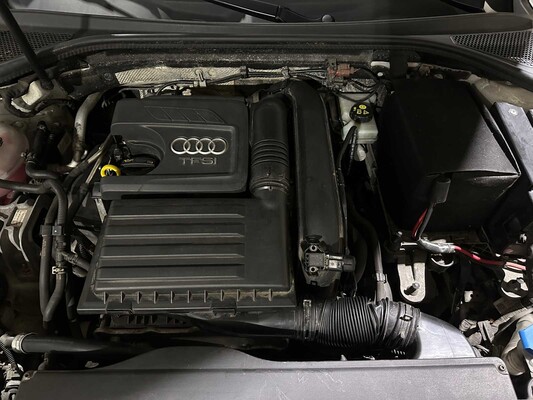 Audi A3 Limousine 1.4 TFSI CoD Ambiente Pro Line Plus 150pk 2015, 5-ZFD-12