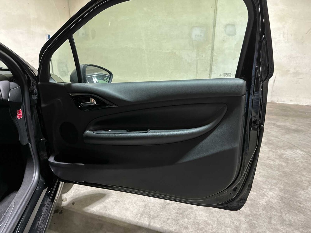 Citroën DS3 1.2 VTi So Chic 82 PS 2014 (Original-NL), 7-TNB-82