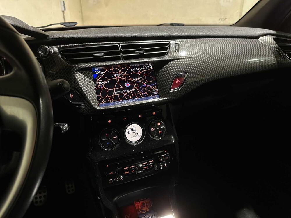 Citroën DS3 1.2 VTi So Chic 82 PS 2014 (Original-NL), 7-TNB-82