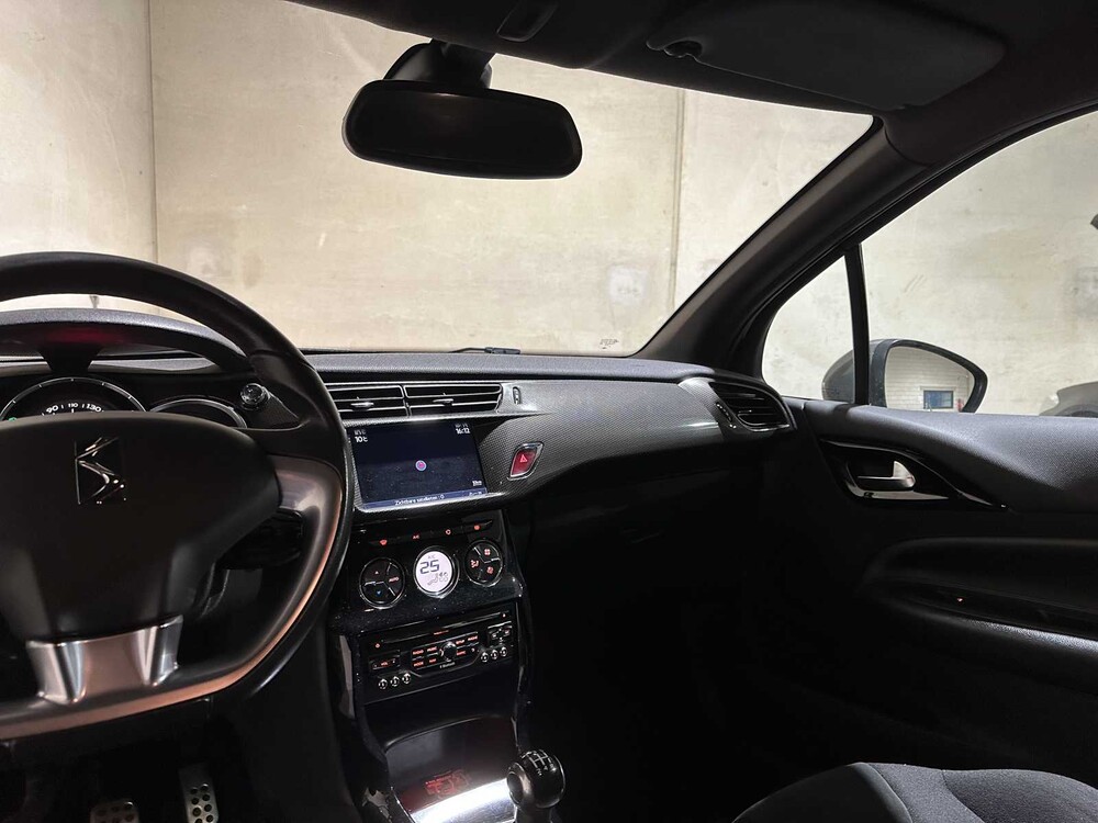 Citroën DS3 1.2 VTi So Chic 82 PS 2014 (Original-NL), 7-TNB-82