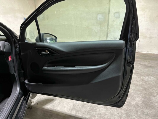 Citroën DS3 1.2 VTi So Chic 82 PS 2014 (Original-NL), 7-TNB-82