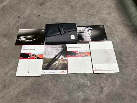 Citroën DS3 1.2 VTi So Chic 82 PS 2014 (Original-NL), 7-TNB-82