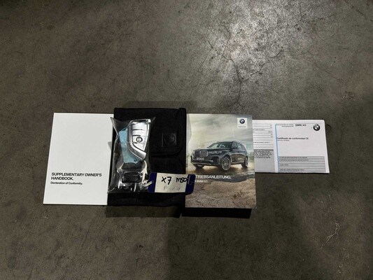 BMW X7 M50i 4.4 V8 High Executive M-Sport 530pk 2021 G07, P-038-DK