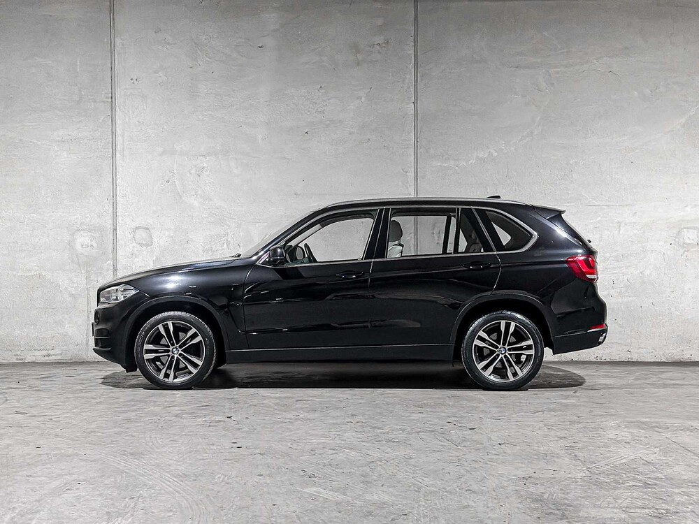 BMW X5 sDrive25d High Executive F15 231pk 2016, K-933-PP