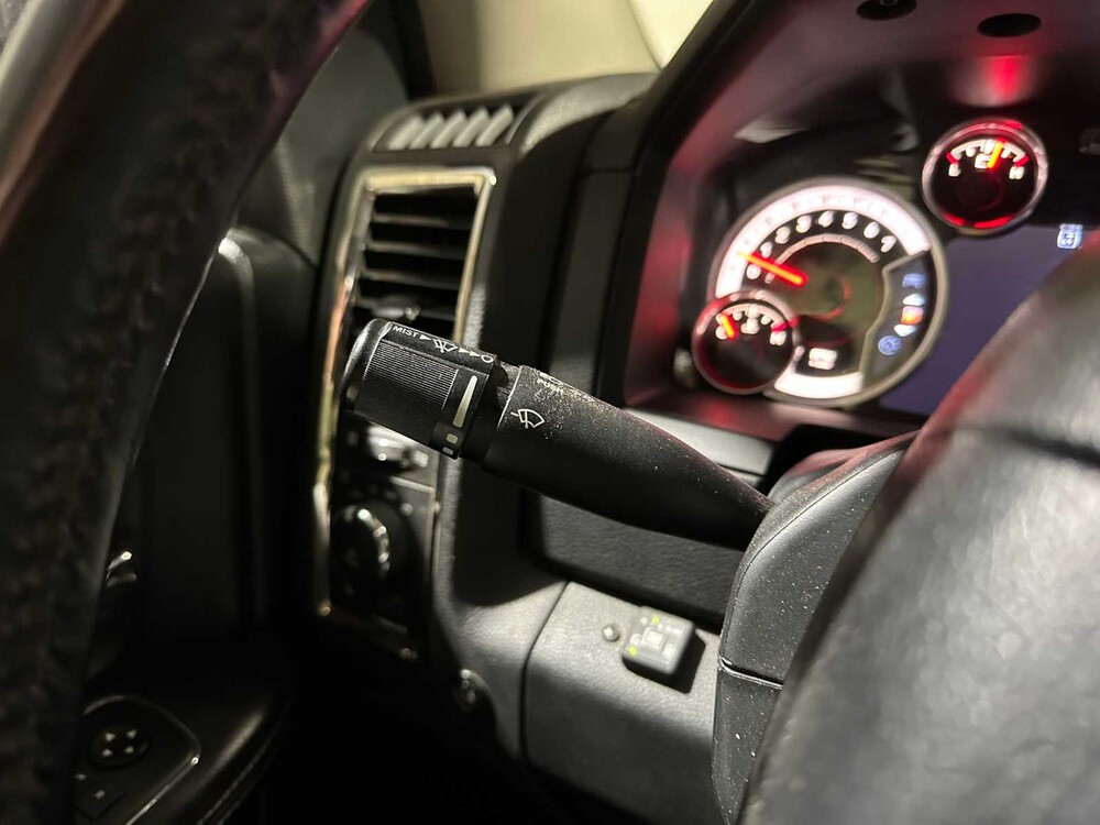 Dodge Ram 1500 5.7 V8 Quad Cab 6'4 401pk 2018, V-442-LL Bedrijfswagen