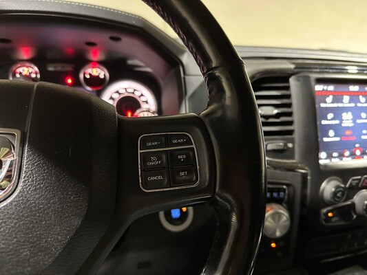 Dodge Ram 1500 5.7 V8 Quad Cab 6'4 401pk 2018, V-442-LL Bedrijfswagen