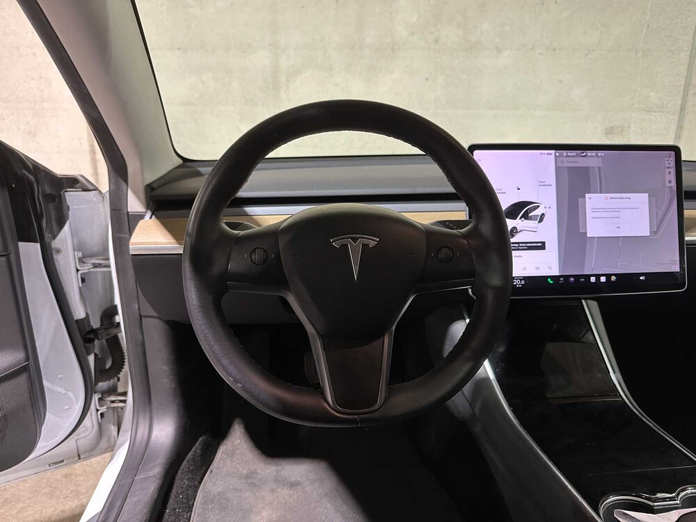 Tesla Model 3 Standard RWD Plus 60 kWh 238pk 2020 (Origineel-NL + 1e Eigenaar), K-226-FG