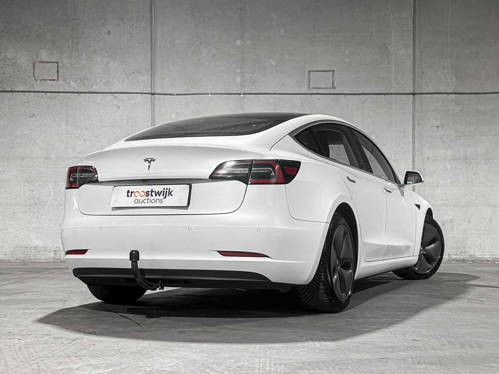 Tesla Model 3 Standard RWD Plus 60 kWh 238pk 2020 (Origineel-NL + 1e Eigenaar), K-226-FG