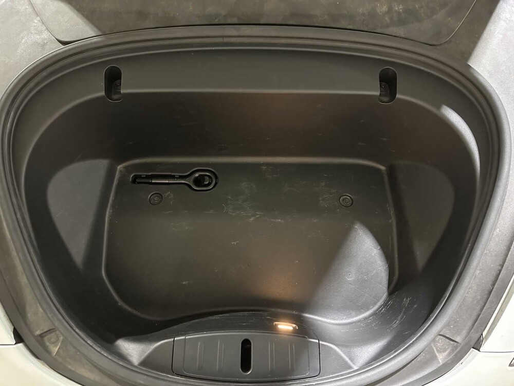 Tesla Model 3 Standard RWD Plus 60 kWh 238pk 2020 (Origineel-NL + 1e Eigenaar), K-226-FG