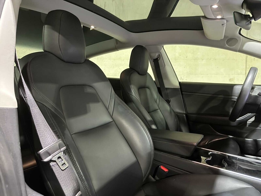 Tesla Model 3 Standard RWD Plus 60 kWh 238pk 2020 (Origineel-NL + 1e Eigenaar), K-226-FG