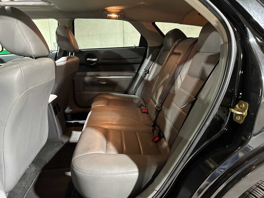 Dodge Magnum R/T 5.7 V8 Ghost Challenger Hemi Hellcat 350pk 2005, T-140-BV