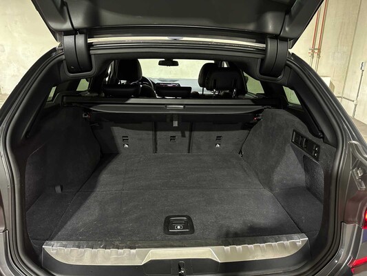 BMW 330e Touring M-Sport Business Edition Plus 184pk 2022 3-serie G21, X-990-TH