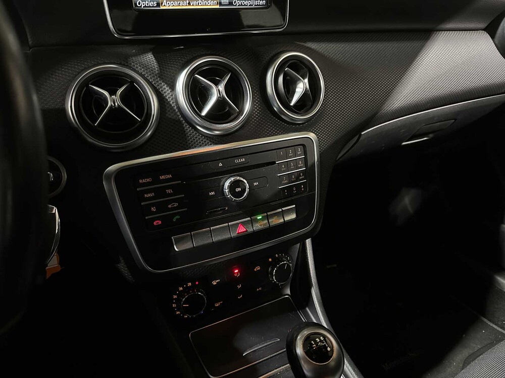 Mercedes-Benz A180d Lease Edition 109pk 2015 (Origineel-NL) A-klasse, HJ-962-T