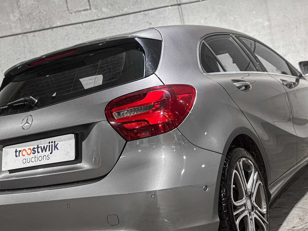 Mercedes-Benz A180d Lease Edition 109pk 2015 (Origineel-NL) A-klasse, HJ-962-T