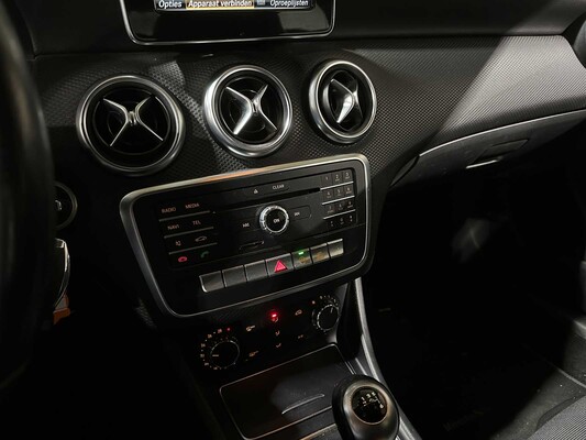Mercedes-Benz A180d Lease Edition 109pk 2015 (Origineel-NL) A-klasse, HJ-962-T
