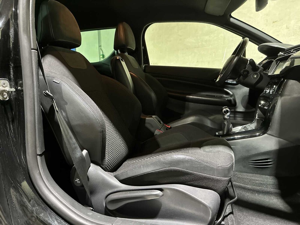 Citroen DS3 1.2 VTi So Chic 82pk 2014 (Origineel-NL), 7-TNB-82