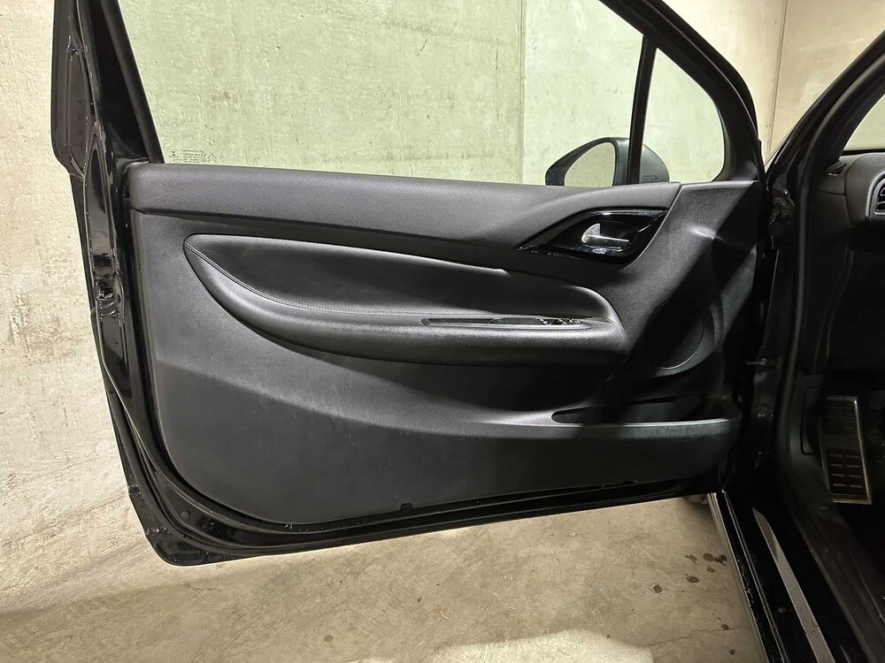 Citroen DS3 1.2 VTi So Chic 82pk 2014 (Origineel-NL), 7-TNB-82