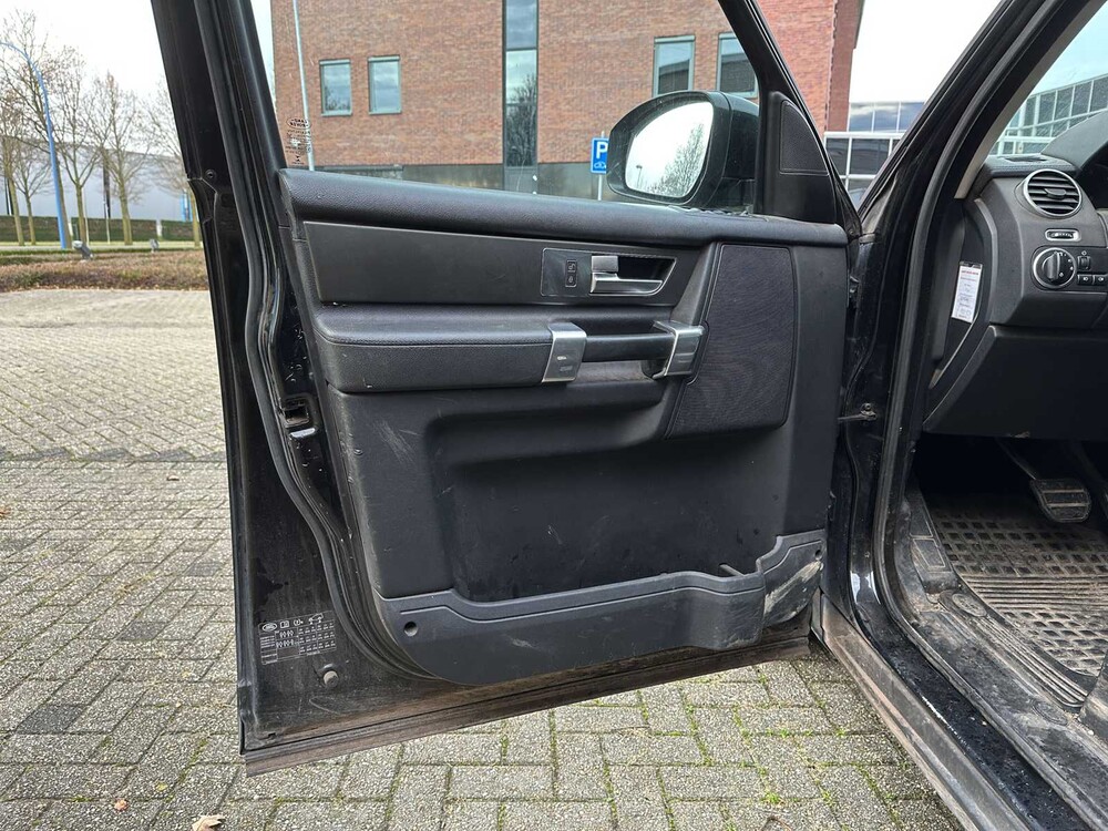 Land Rover Discovery 3.0 V6 211pk 2016