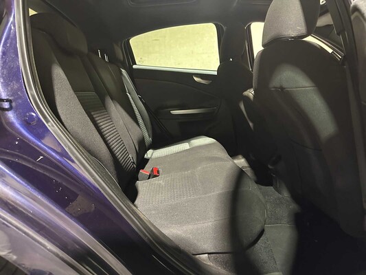 Alfa Romeo Giulietta 1.4 T Distinctive 120pk 2010, KX-159-R