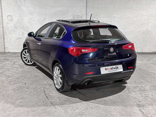 Alfa Romeo Giulietta 1.4 T Distinctive 120pk 2010, KX-159-R