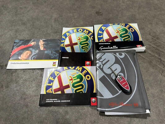 Alfa Romeo Giulietta 1.4 T Distinctive 120pk 2010, KX-159-R