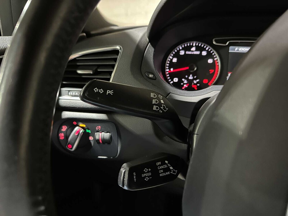 Audi Q3 2.0 TFSI Quattro S Edition 170pk 2012, L-800-RZ