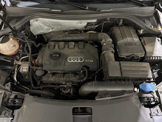 Audi Q3 2.0 TFSI Quattro S Edition 170pk 2012, L-800-RZ