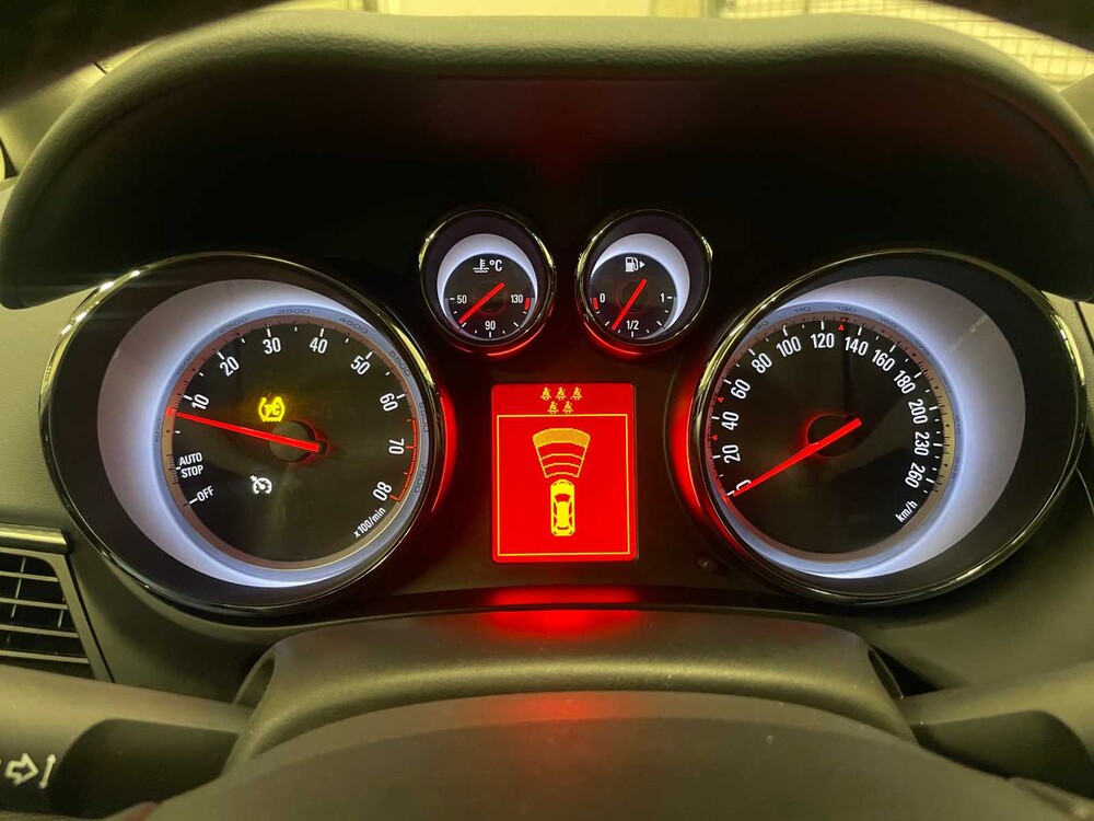 Opel Zafira Tourer 1.4 Cosmo 7p. 140 pk 2013 (Origineel-NL), 66-ZSK-9