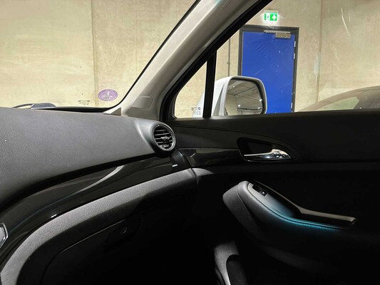 Chevrolet Orlando 1.8 LTZ 7-Persoons 141pk 2011, 64-RFZ-3