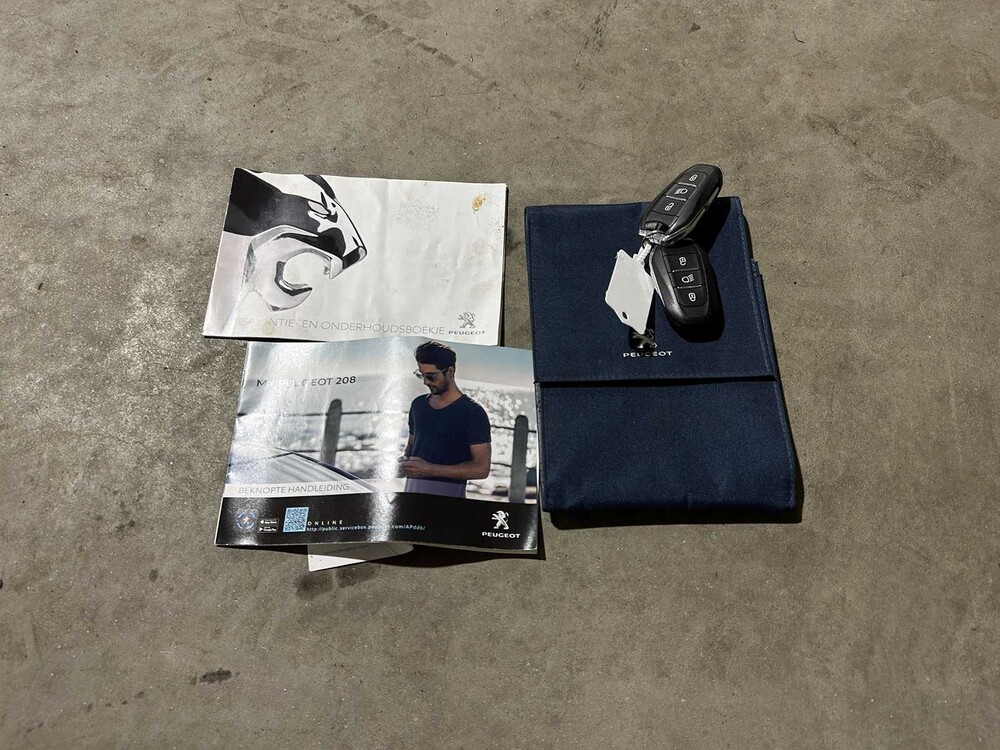 Peugeot 208 1.2 PureTech Allure 101pk 2020, J-094-VX