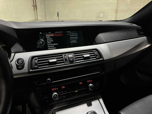 BMW 520i Touring M-Sport High Executive 5-serie 184pk 2013, 92-ZLN-9