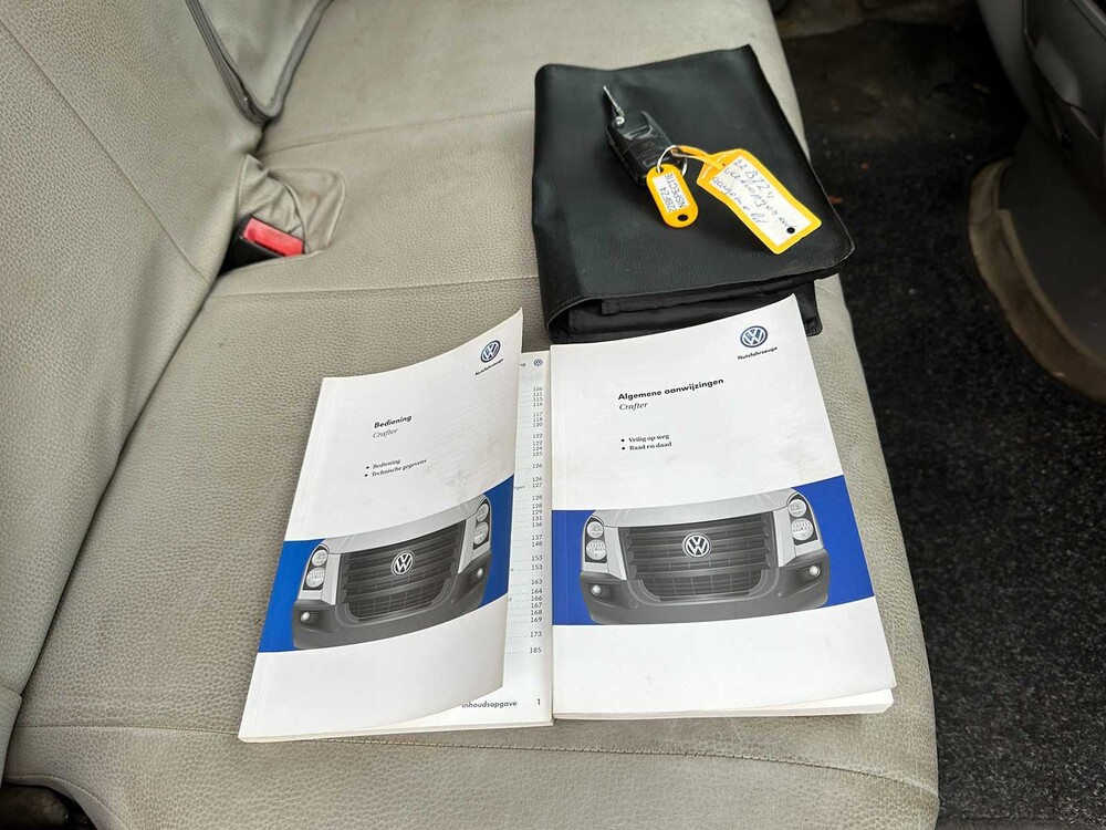 Volkswagen Crafter 50 2.5 TDI L3H2 DC 163PK 2008, 22-BFZ-4