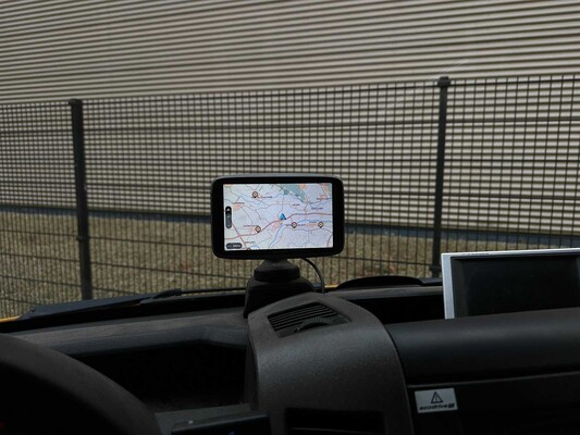 Volkswagen Crafter 50 2.5 TDI L3H2 DC 163PK 2008, 22-BFZ-4