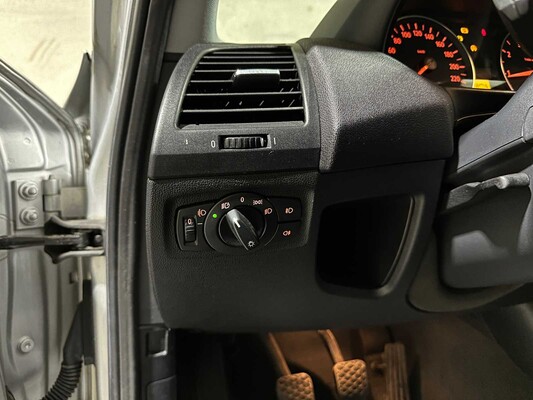 BMW 118i High Executive 129 PS 2005 1er, 46-RK-RP