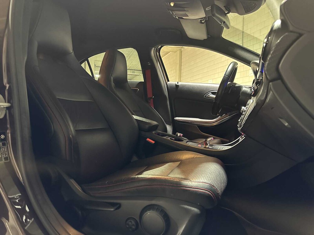 Mercedes-Benz A45 AMG 4MATIC A-klasse 360PK 2015, HST-56-D