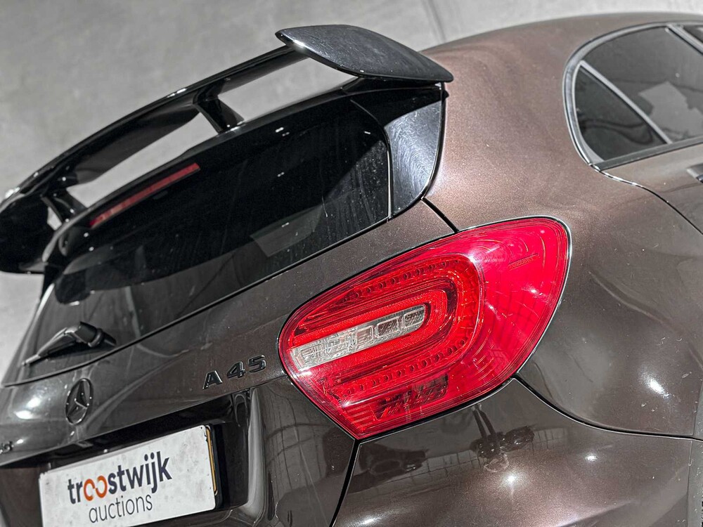 Mercedes-Benz A45 AMG 4MATIC A-klasse 360PK 2015, HST-56-D