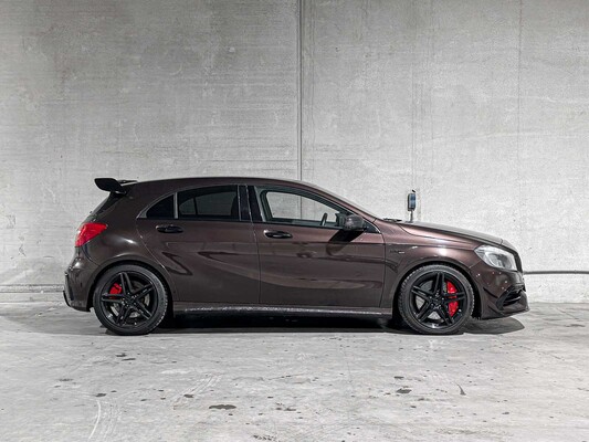 Mercedes-Benz A45 AMG 4MATIC A-klasse 360PK 2015, HST-56-D