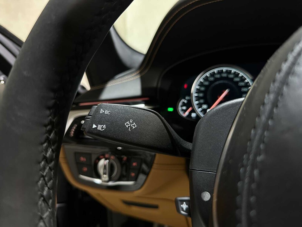 BMW M550i xDrive High Executive G30 462 PS 2018 (Original-NL), RS-253-R