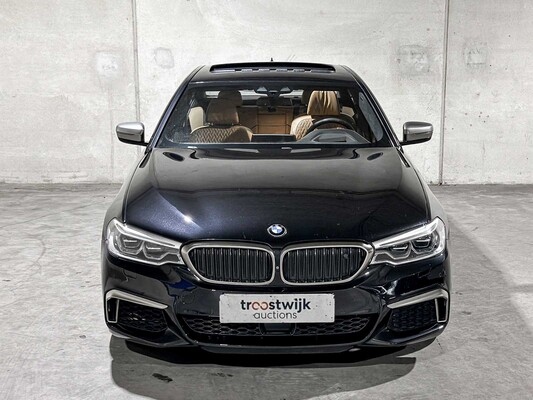 BMW M550i xDrive High Executive G30 462 PS 2018 (Original-NL), RS-253-R