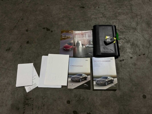 Jaguar XJ 3.0 D Premium Luxury 300pk 2016, RV-612-X