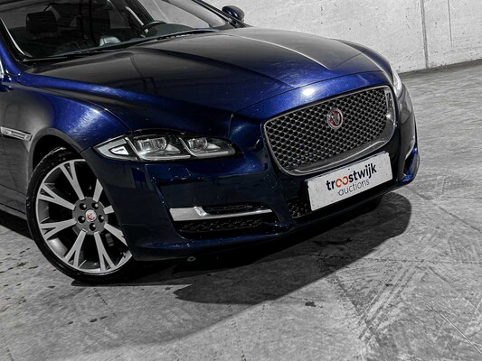 Jaguar XJ 3.0 D Premium Luxury 300pk 2016, RV-612-X