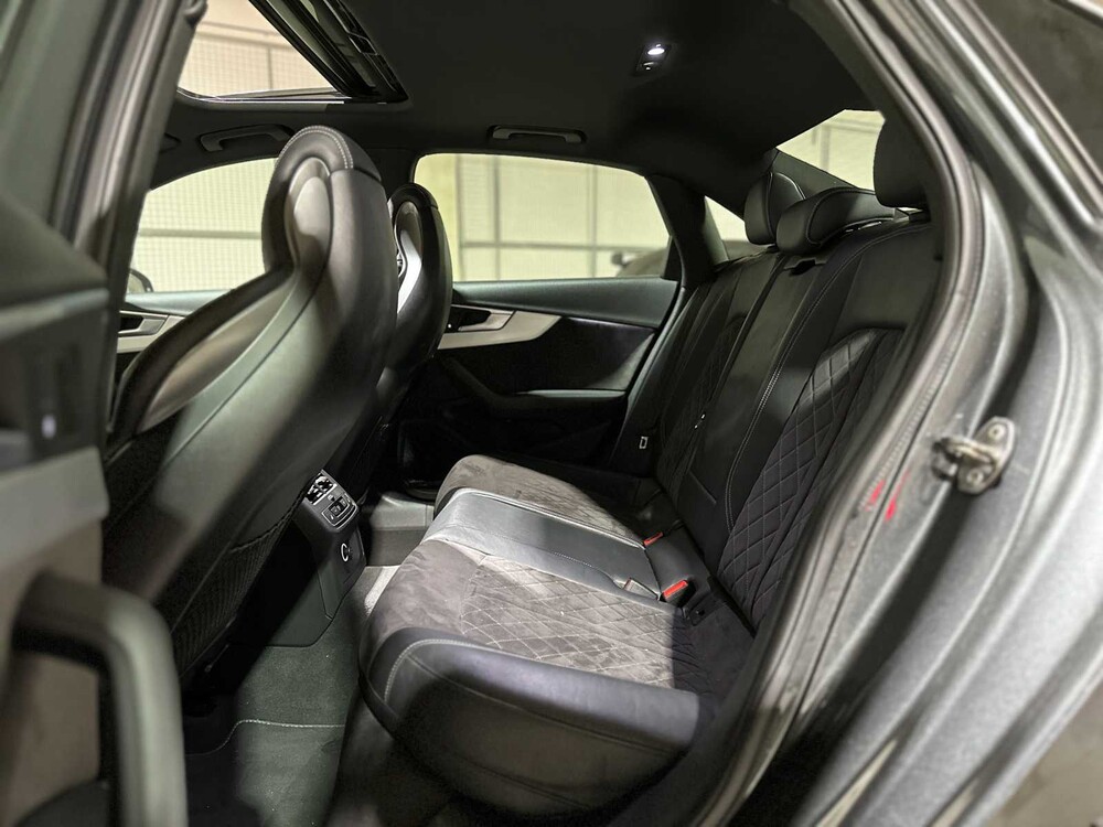 Audi S4 3.0 V6 Sedan 354PK 2017