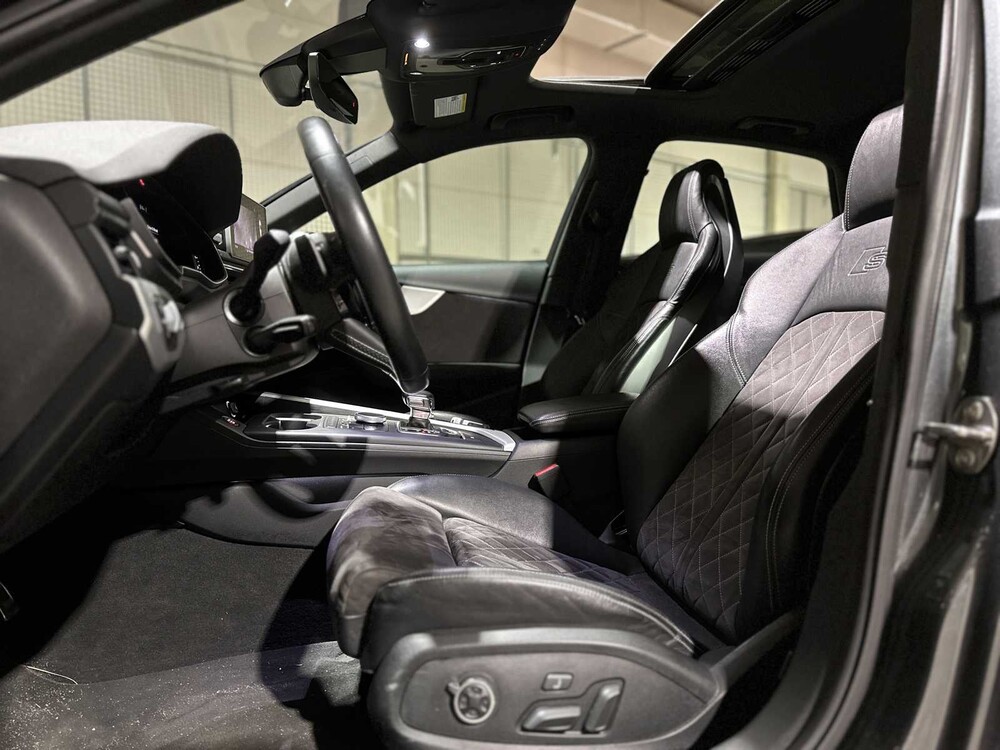 Audi S4 3,0 V6 Limousine 354 PS 2017