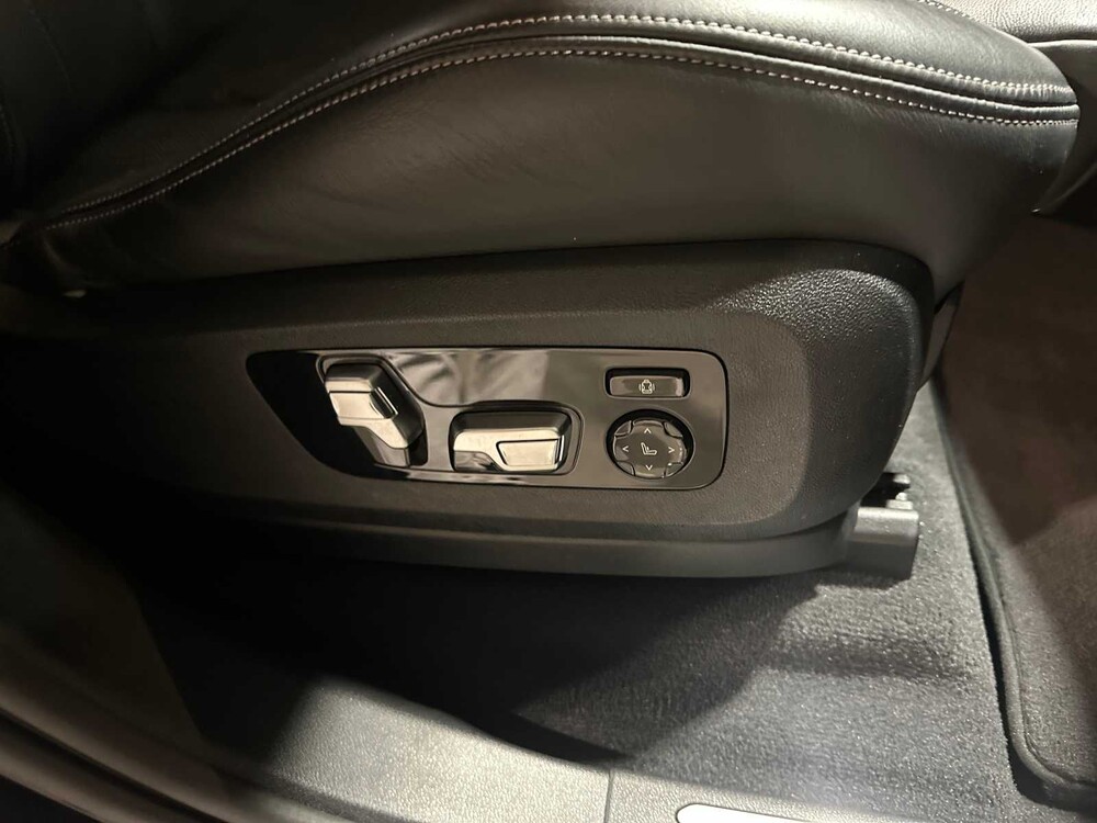 BMW X7 M50i 4.4 V8 High Executive M-Sport 530pk 2021 G07, P-038-DK