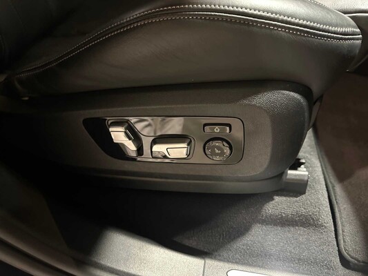 BMW X7 M50i 4.4 V8 High Executive M-Sport 530pk 2021 G07, P-038-DK