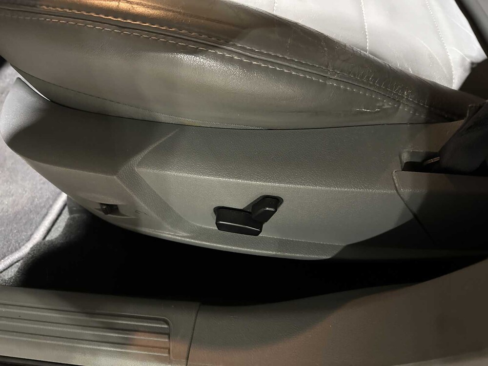 Dodge Magnum R/T 5.7 V8 Ghost Challenger Hemi Hellcat 350 PS 2005, T-140-BV