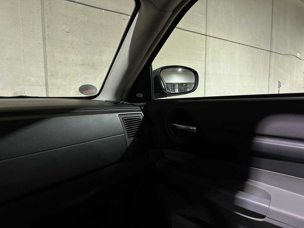 Dodge Magnum R/T 5.7 V8 Ghost Challenger Hemi Hellcat 350 PS 2005, T-140-BV