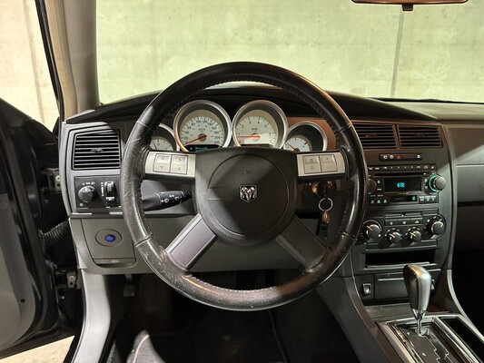 Dodge Magnum R/T 5.7 V8 Ghost Challenger Hemi Hellcat 350pk 2005, T-140-BV